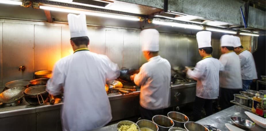 10-Step Restaurant Cleaning Checklist