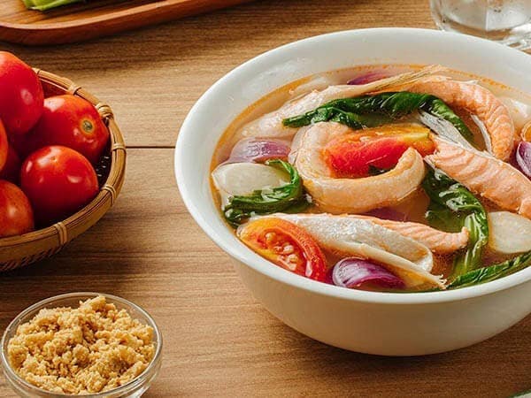 Knorr Sinigang sa Sampalok lends the classic dish with well-balanced sourness. Knorr Sinigang sa Sampalok lends the classic dish with well-balanced sourness.