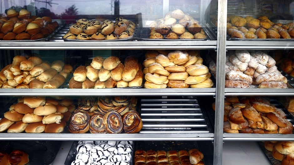 A bakery display case showing freshly baked goods. 