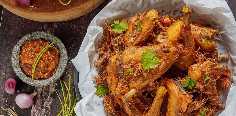 Elevate the crunch and flavor of your fried chicken recipes!