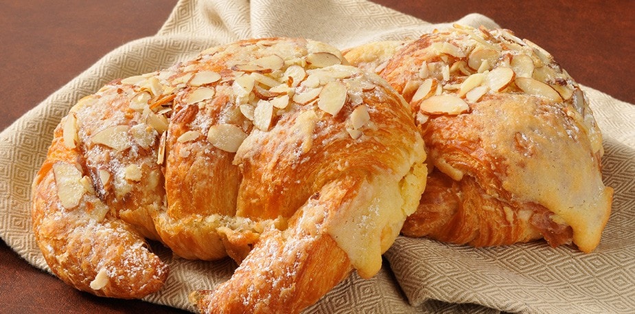 Traditional to Trending: 7 Salted Egg Dishes Reinvented