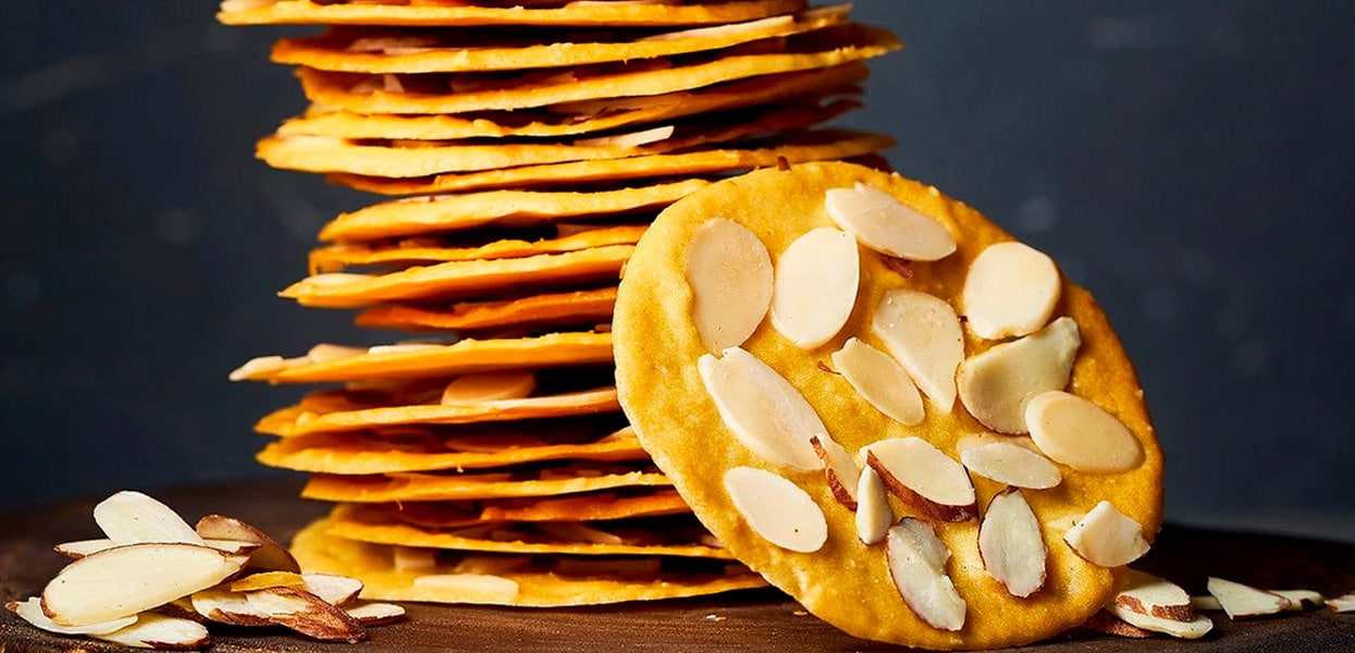 Salted Egg Almond Crisps – - Recipe