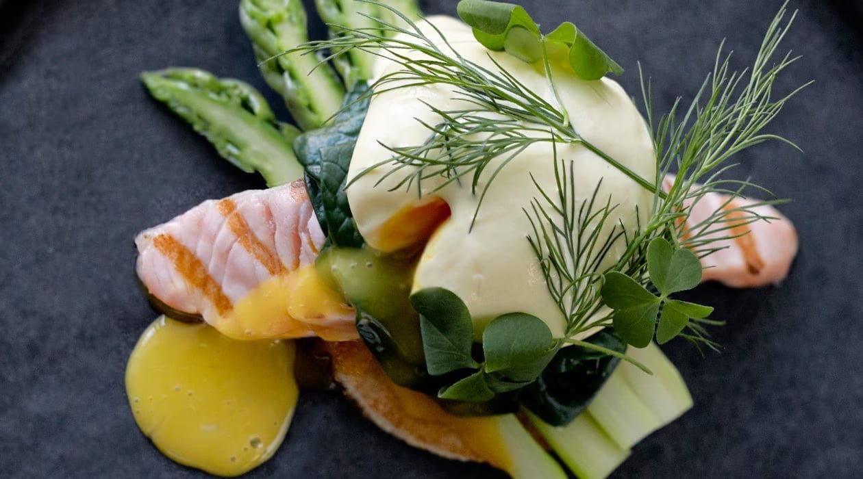 Eggs Benedict with Grilled Salmon – - Recipe