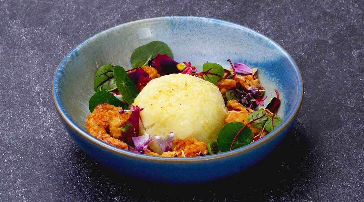 Mashed Potato Dome with Hot Laksa Lava and Salted Egg Prawn – - Recipe