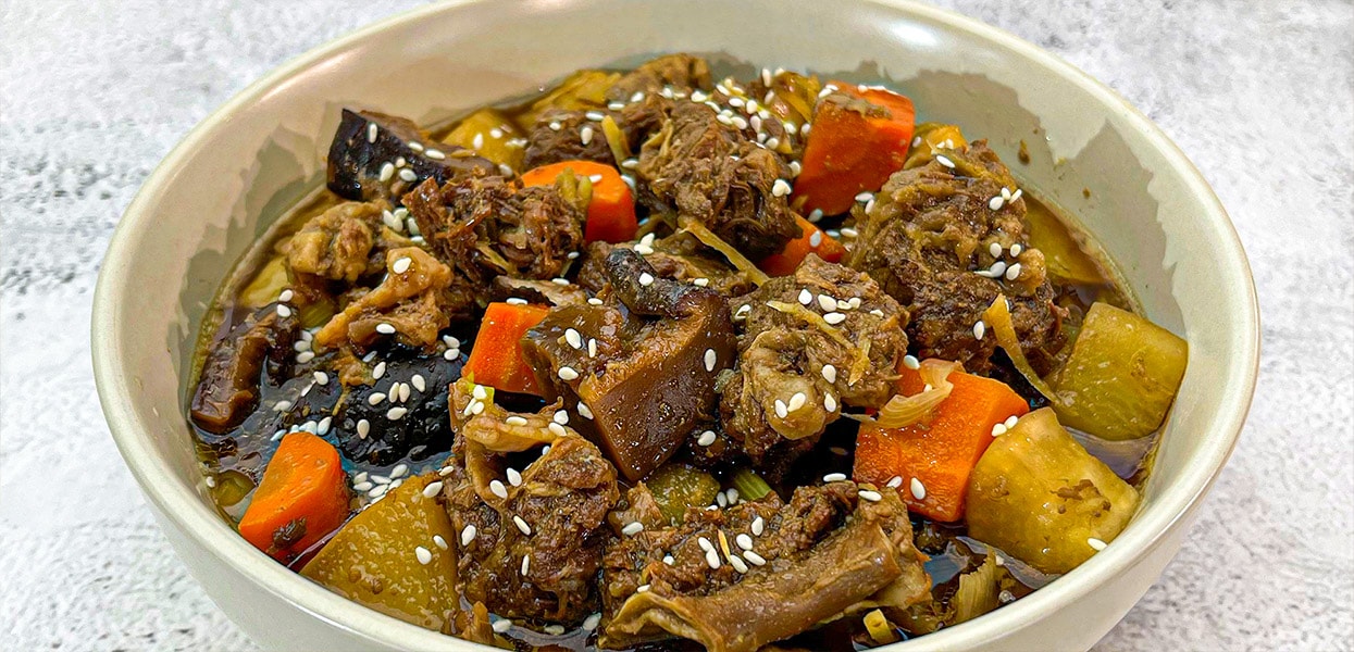 Galbi Jjim (Braised Short Ribs) – - Recipe Galbi Jjim (Braised Short Ribs) – - Recipe