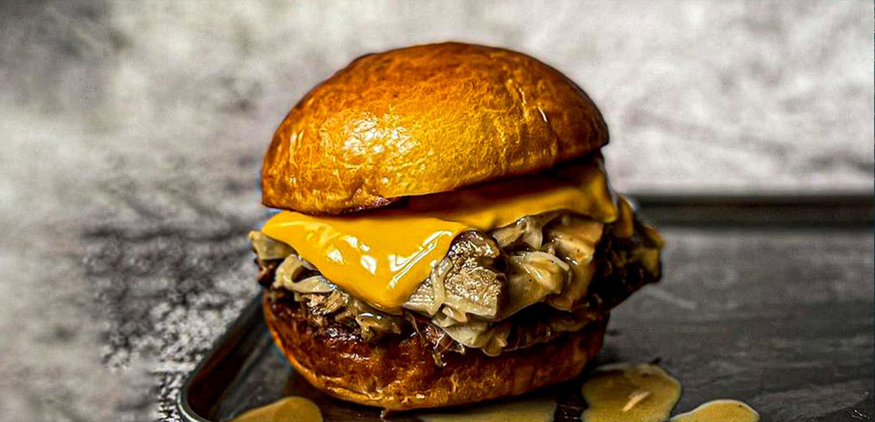 Lechon Baka Burger – - Recipe