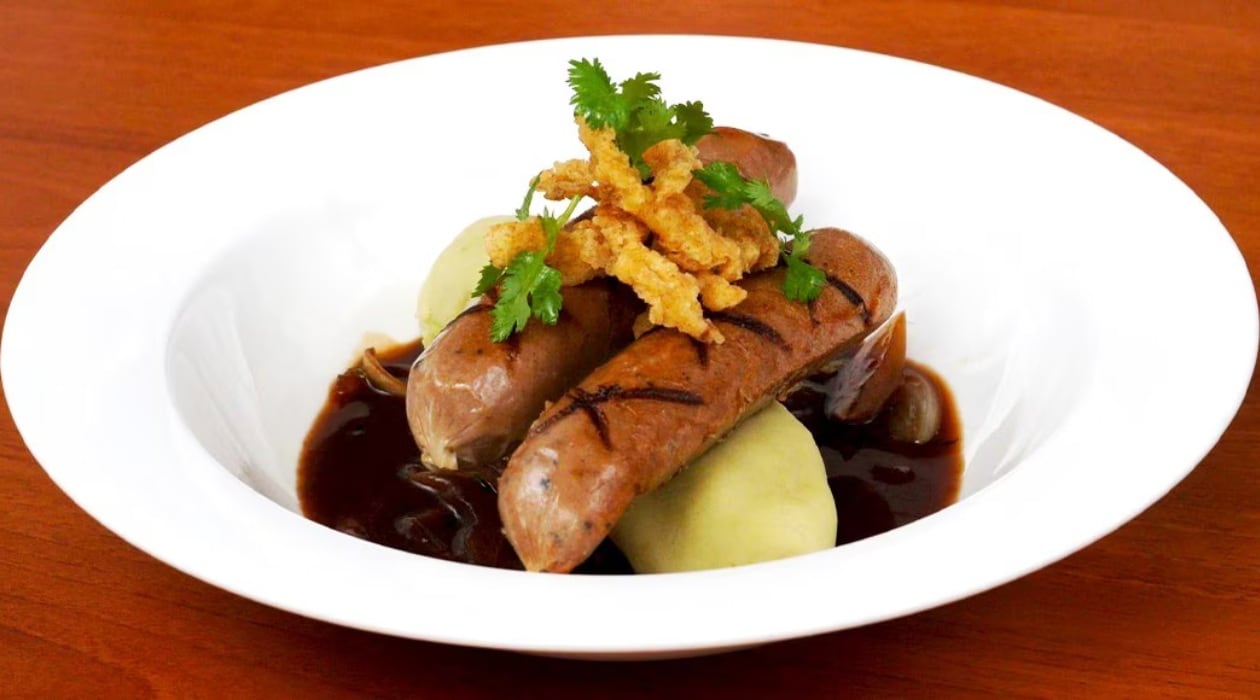 Bangers and Mash with Onion-Thyme Teriyaki Demi-Glace – - Recipe