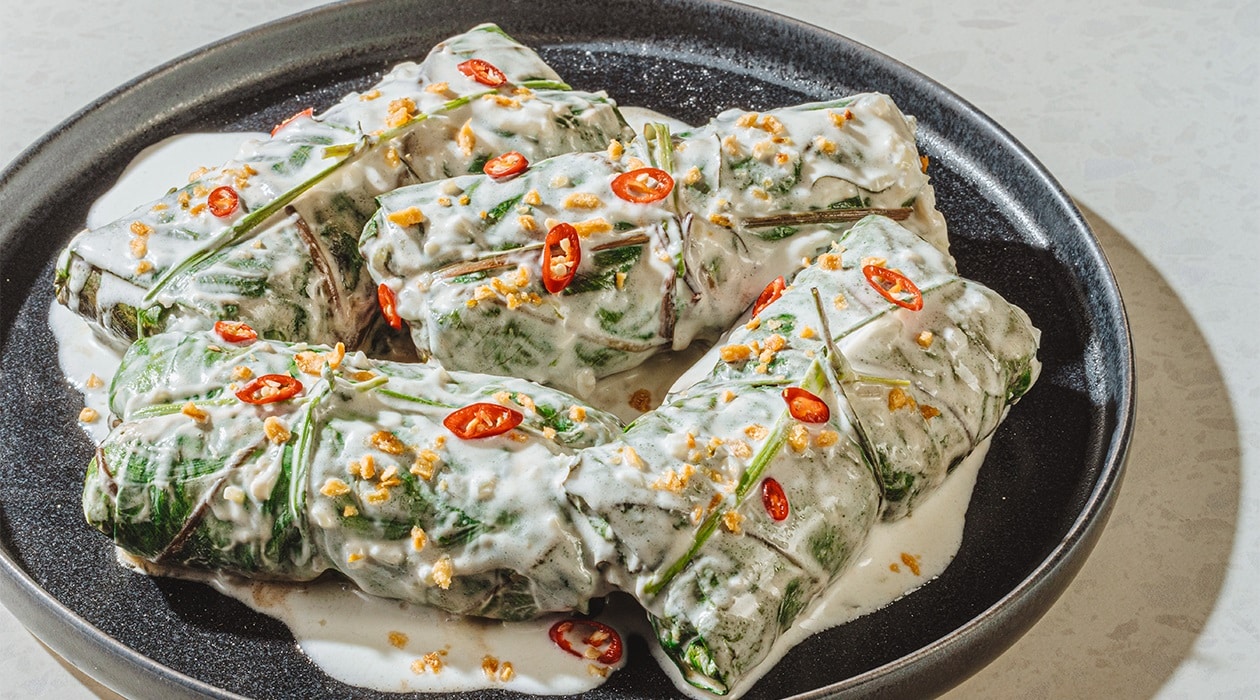 Bicol’s Special Inulukan (Crabmeat-Stuffed Taro Leaves in Coconut) – - Recipe