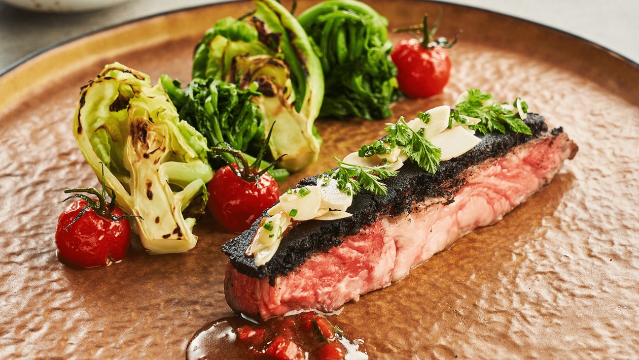 Coffee Crusted Steak With Roasted Vegetables and Bell Peppers in Smoked Chilli Jus – - Recipe Coffee Crusted Steak With Roasted Vegetables and Bell Peppers in Smoked Chilli Jus – - Recipe