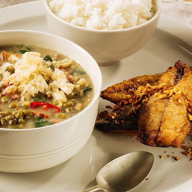 2. Crispy Galunggong 2. Crispy Galunggong