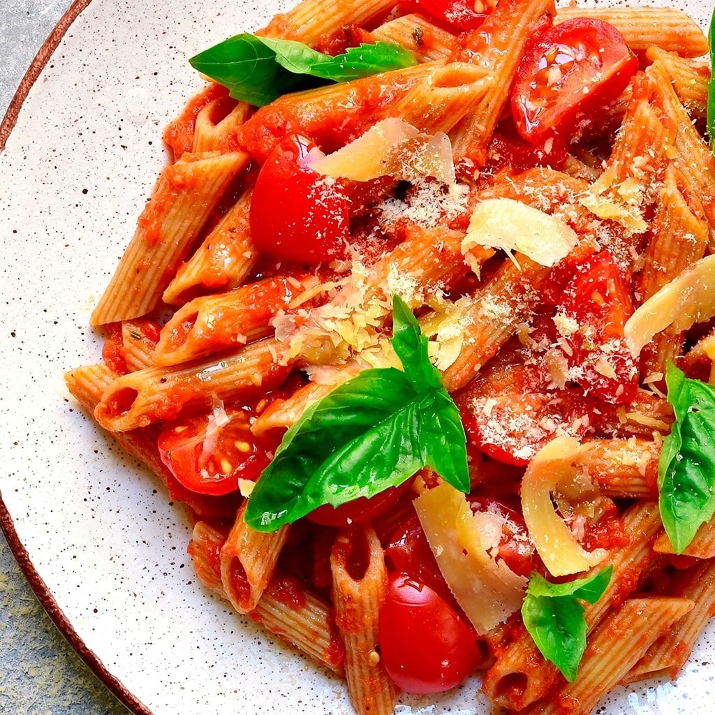 3. Techniques for plating and presenting pasta dishes 3. Techniques for plating and presenting pasta dishes