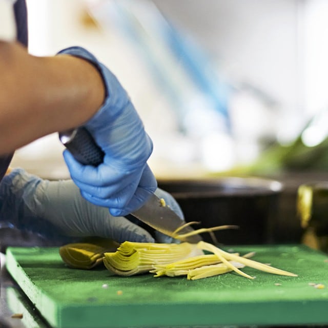 Ensuring Food Safety & Kitchen Hygiene  Ensuring Food Safety & Kitchen Hygiene