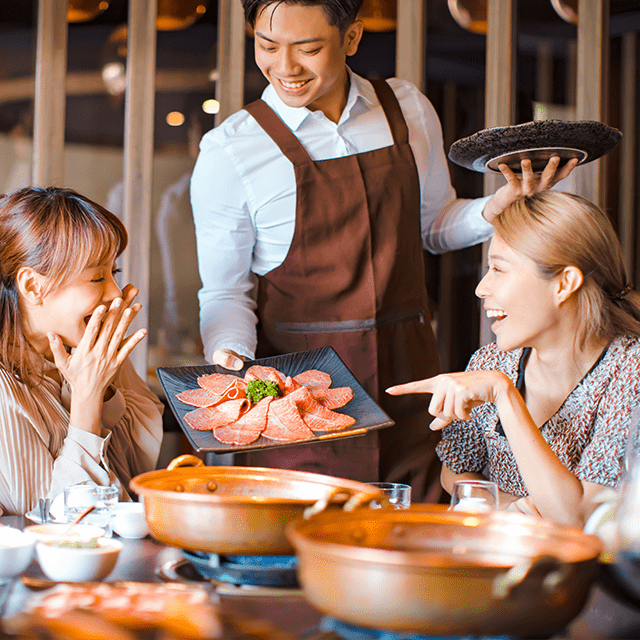 Extend mise and place practices to front-of-house Extend mise and place practices to front-of-house