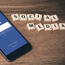Do’s & Don’ts for Social Media (Food Service Industry edition) Do’s & Don’ts for Social Media (Food Service Industry edition)